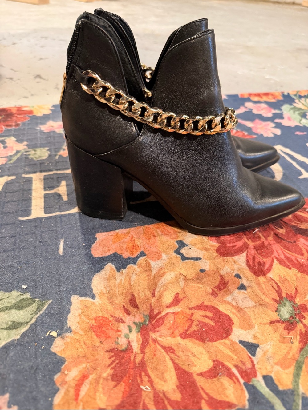 Steve Madden Cedar Ankle Booties